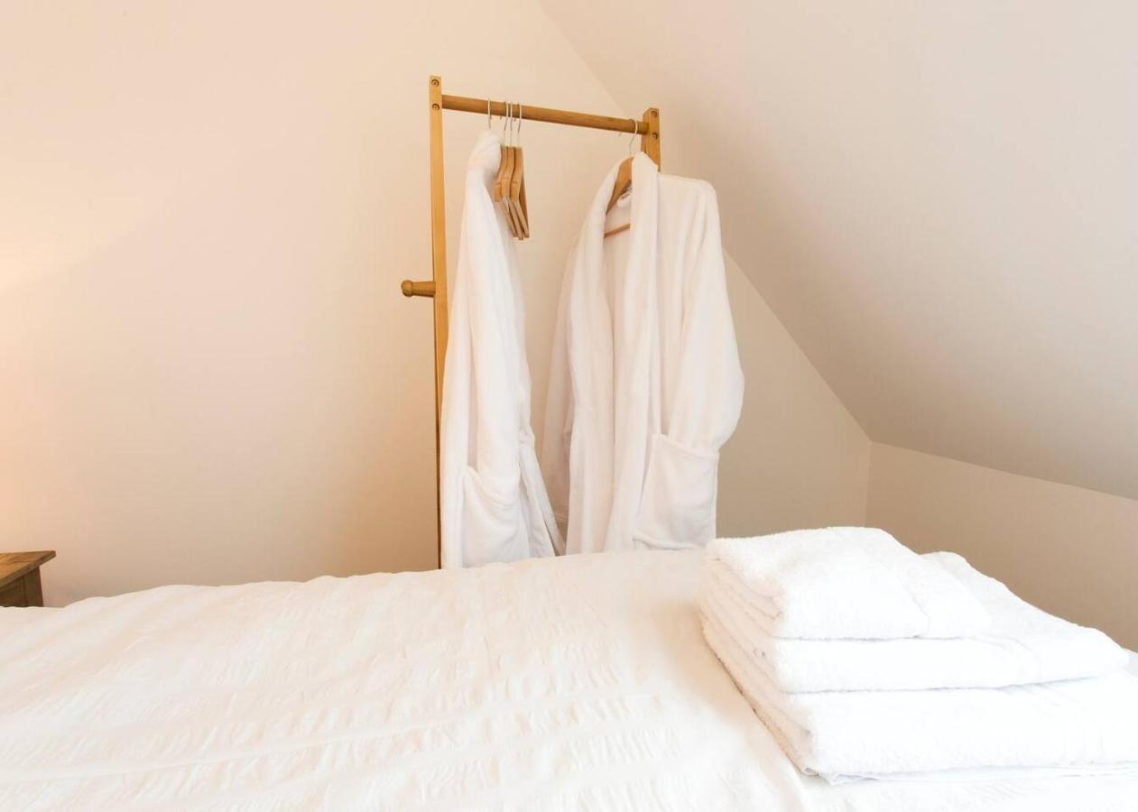 Remarkable 2-Bed Apartment In Culross 외부 사진