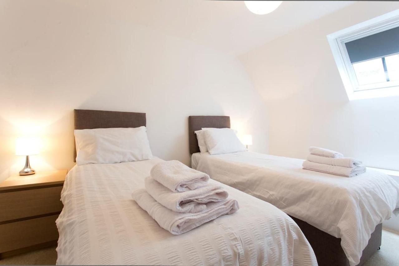 Remarkable 2-Bed Apartment In Culross 외부 사진
