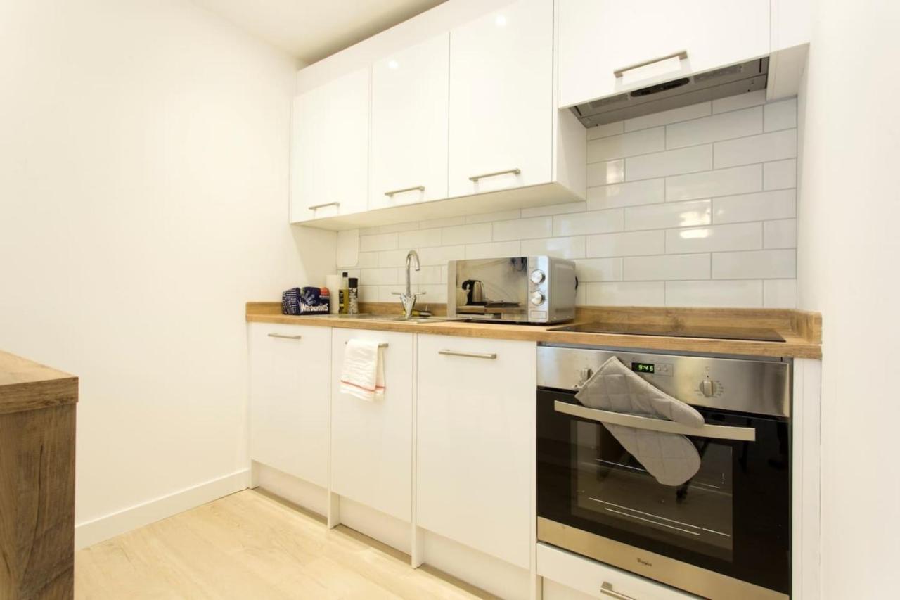 Remarkable 2-Bed Apartment In Culross 외부 사진